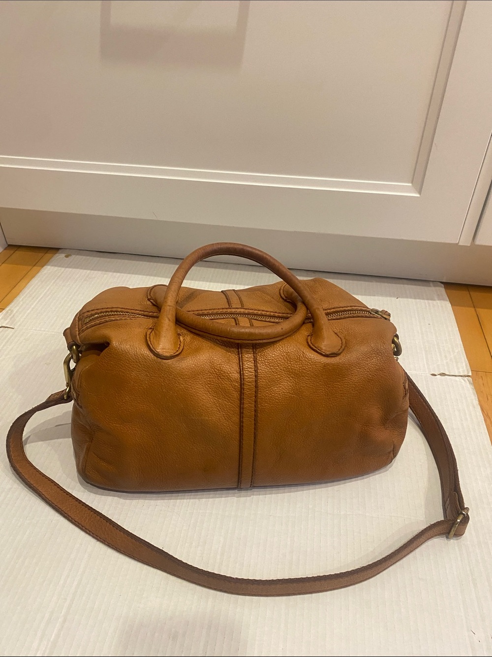 VTG Fossil Erin soft pebbled grain leather Handbag in Tan Brown w duel handles
